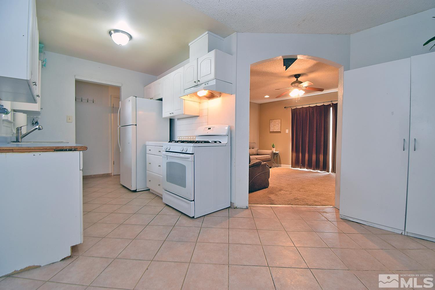 7595 Yorkshire Drive Reno, NV 89506 - Photo 11 of 31 Photo 11