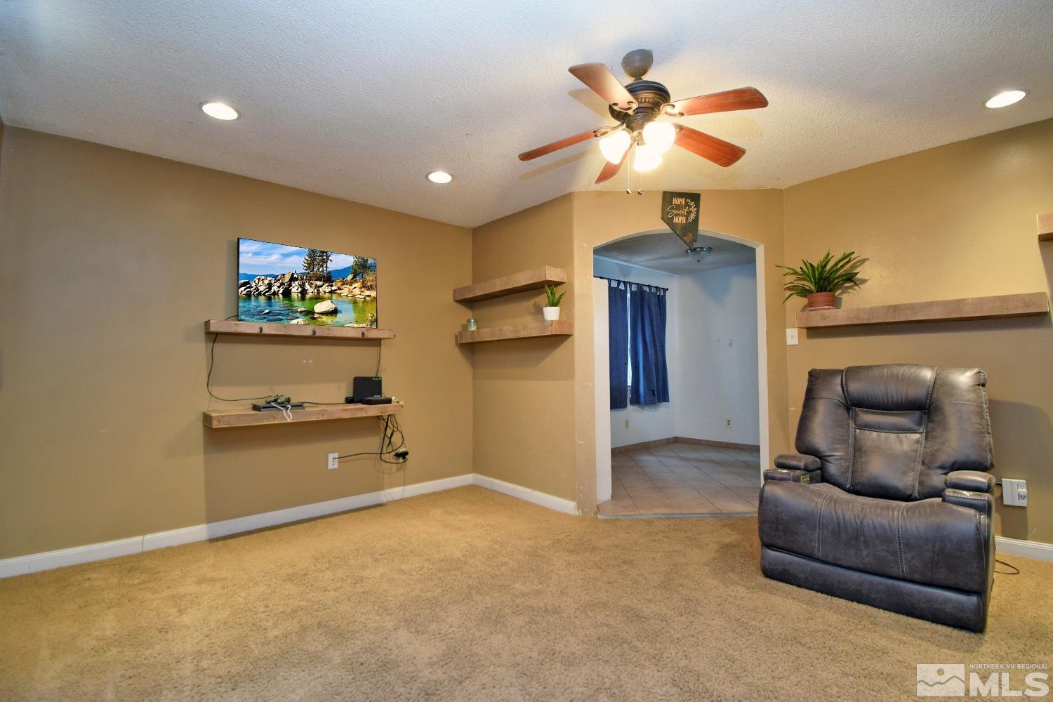 7595 Yorkshire Drive Reno, NV 89506 - Photo 8 of 31 Photo 8