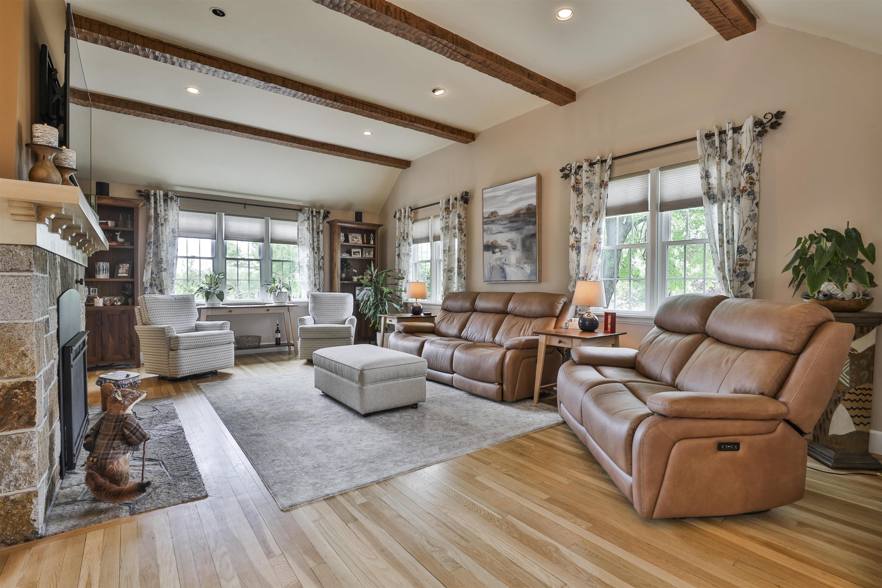 135 Ridge Road Manchester, NH 03104 - Photo 22 of 56 Gallery Image 22