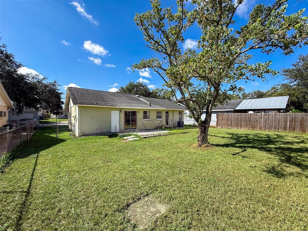 7305 Abington Avenue New Port Richey, FL 34655 - Photo 8 of 11