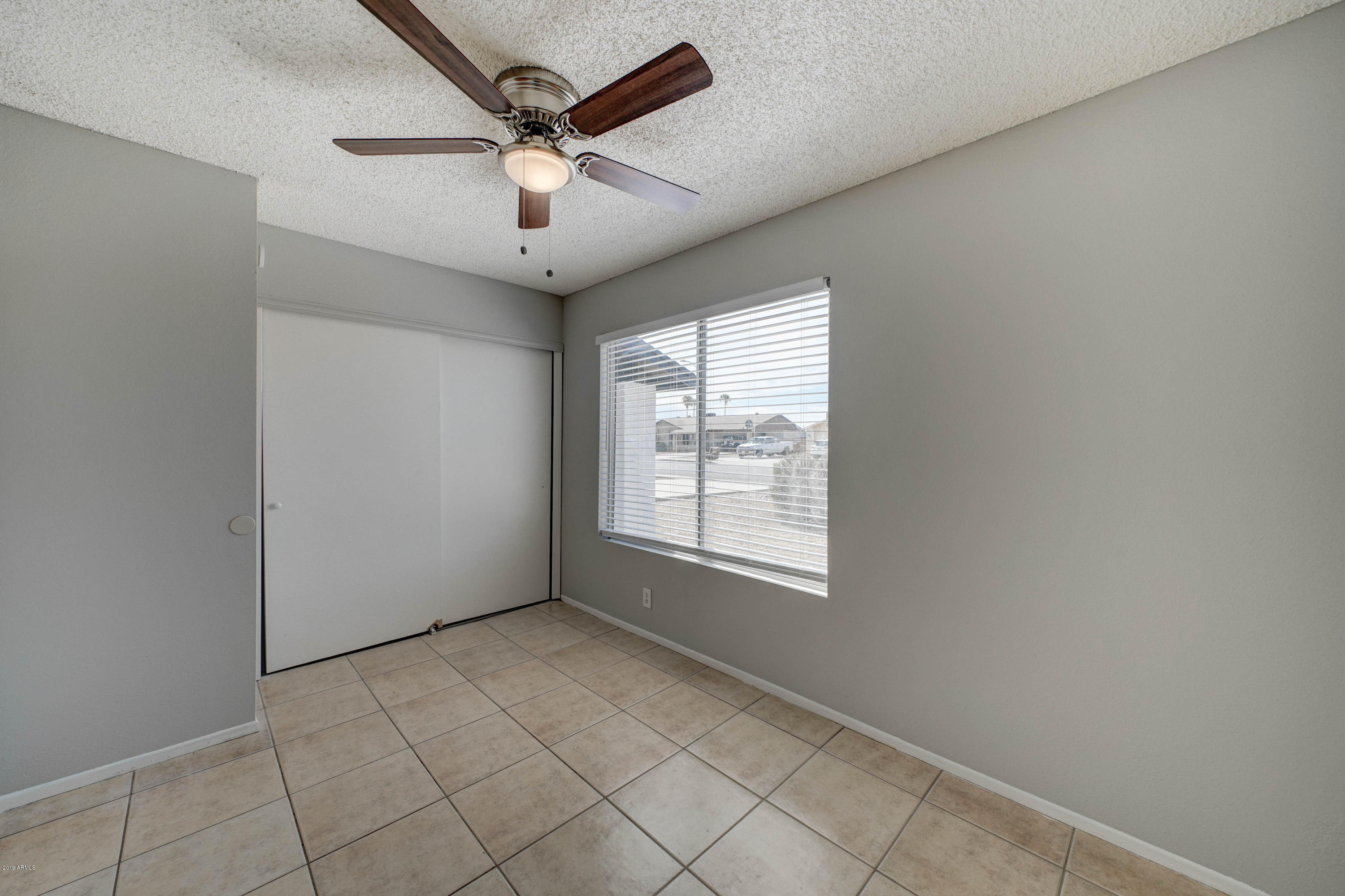 7338 West Hatcher Road Peoria, AZ 85345 - Photo 12 of 21 7338 W Hatcher Rd-12