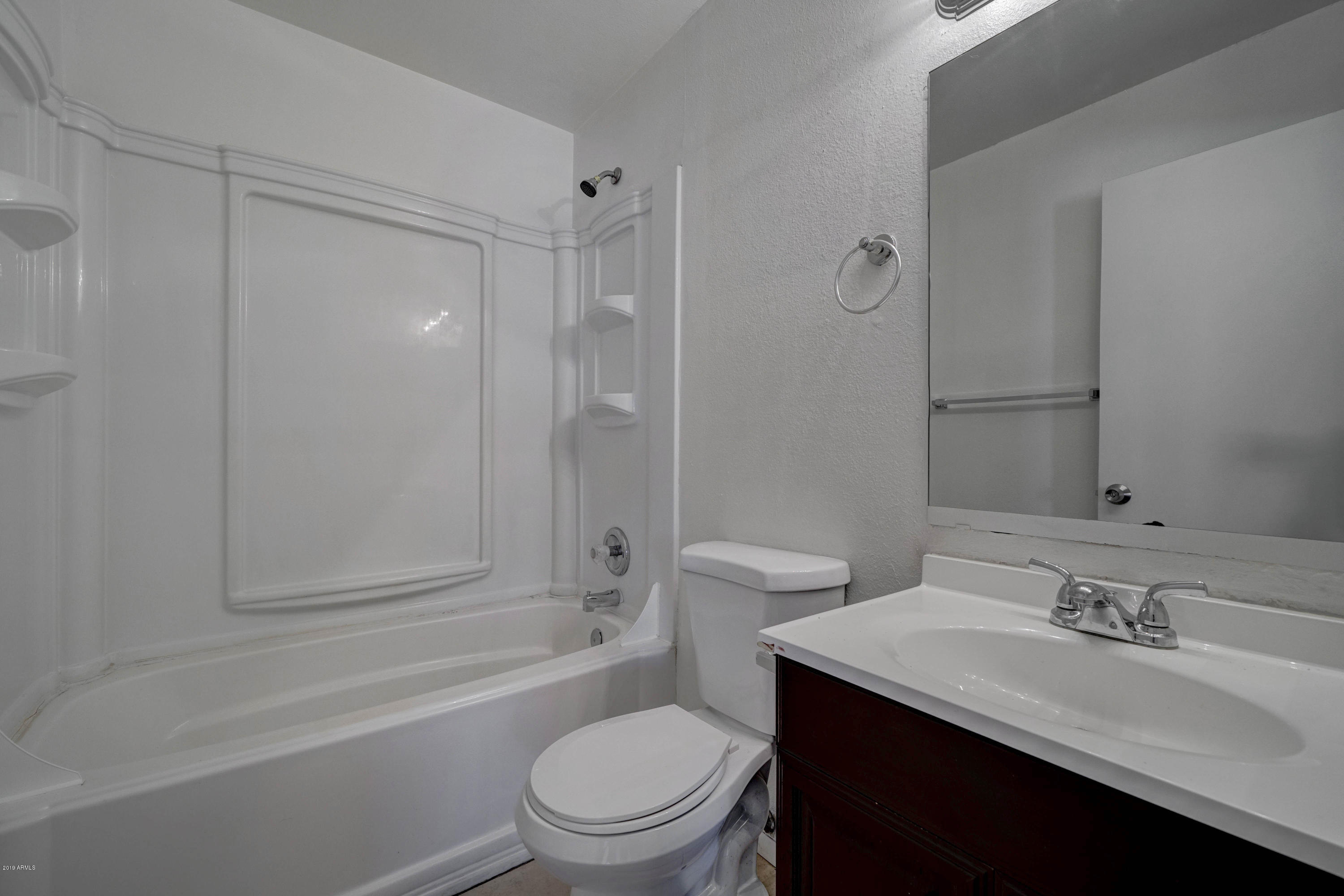 7338 West Hatcher Road Peoria, AZ 85345 - Photo 13 of 21 7338 W Hatcher Rd-13