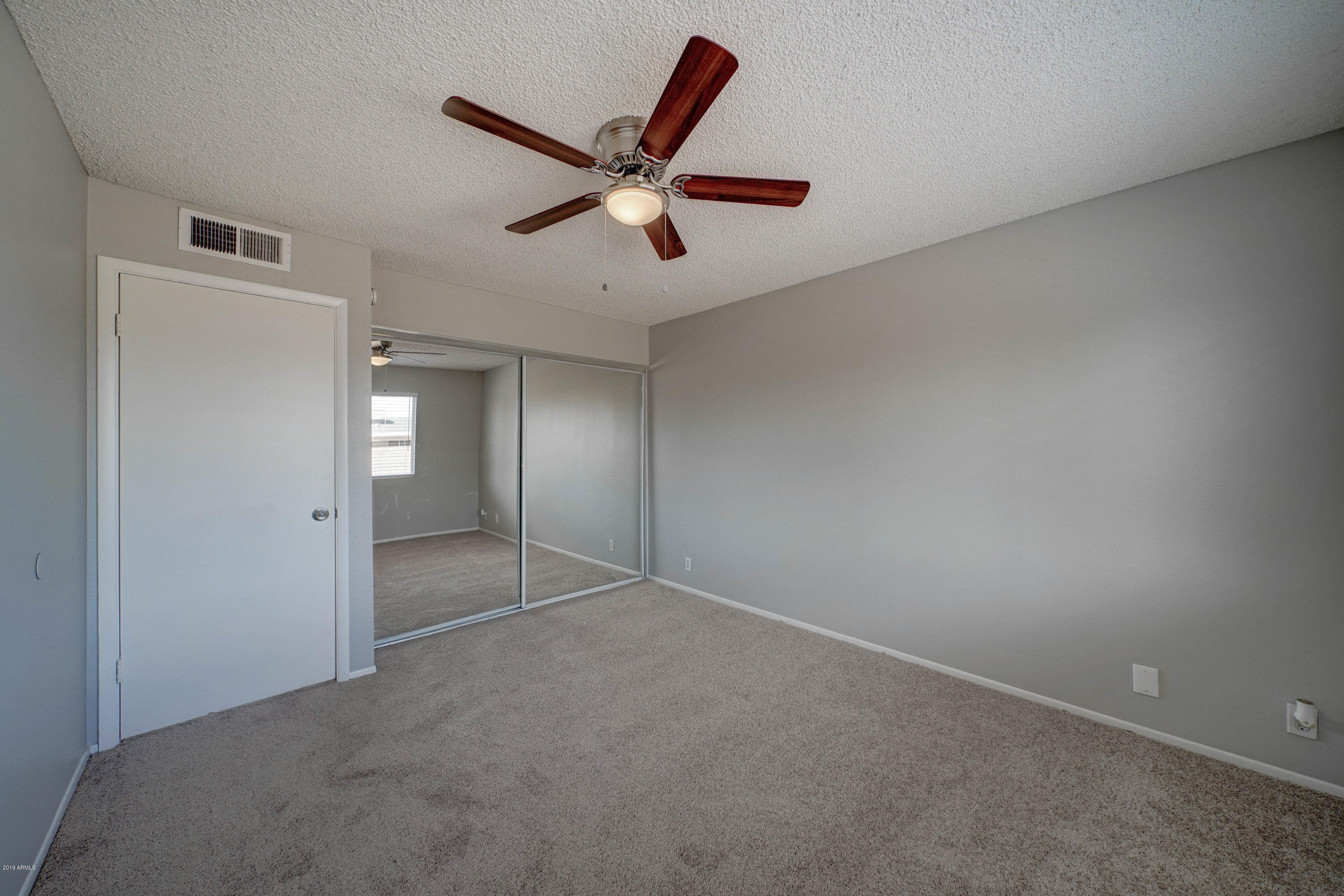 7338 West Hatcher Road Peoria, AZ 85345 - Photo 15 of 21 7338 W Hatcher Rd-15