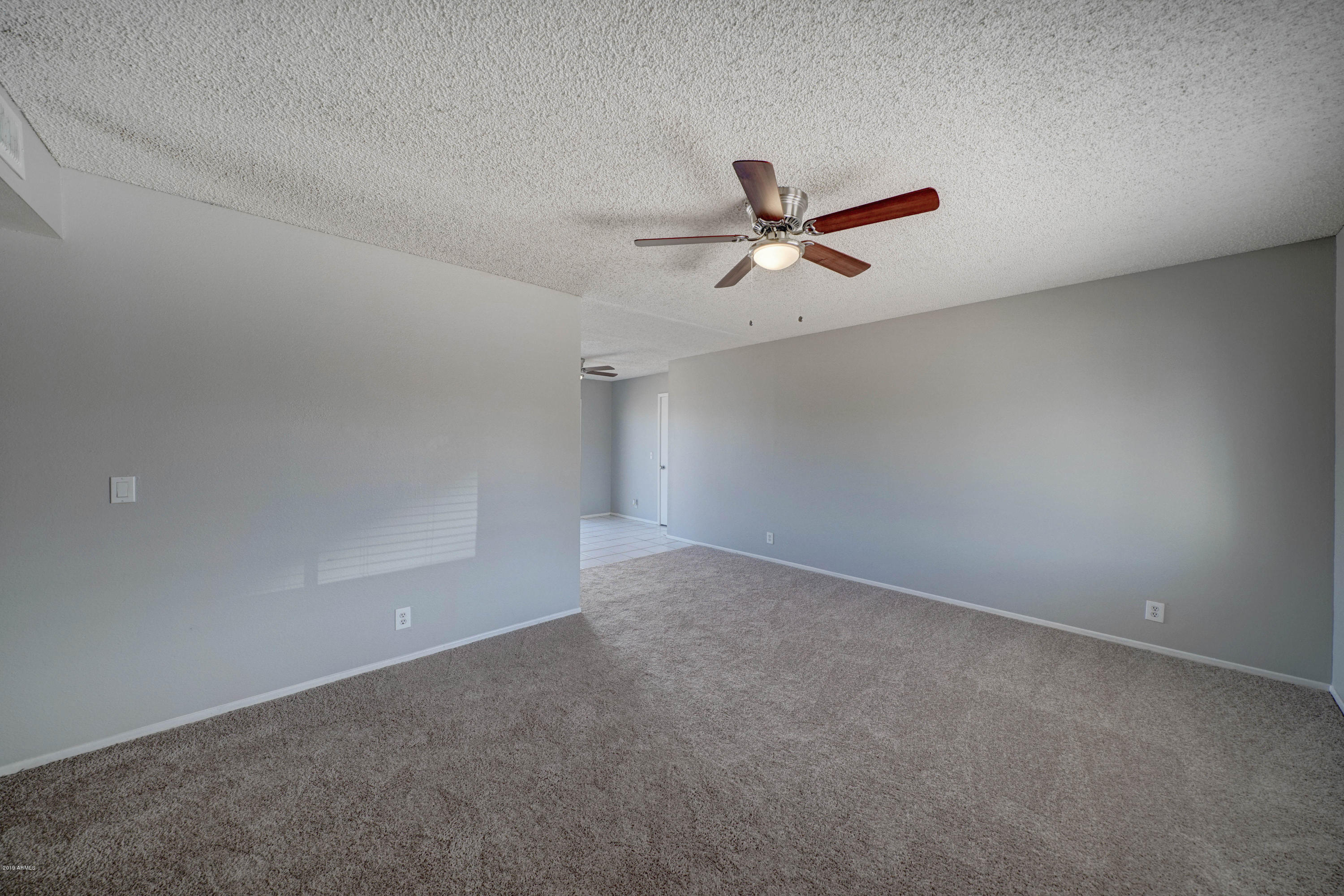 7338 West Hatcher Road Peoria, AZ 85345 - Photo 5 of 21 7338 W Hatcher Rd-5