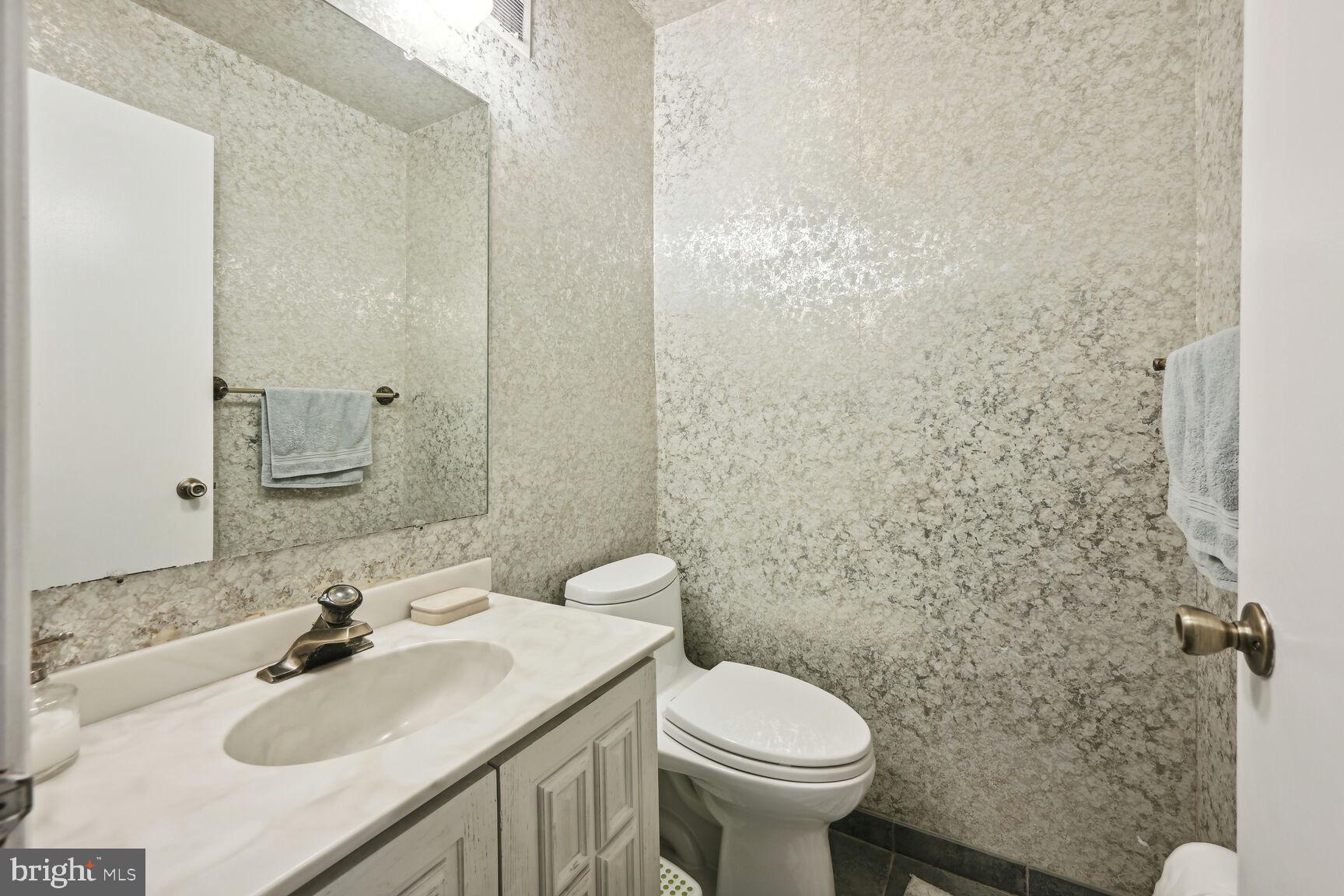 12904 North Commons Way Potomac, MD 20854 - Photo 21 of 32