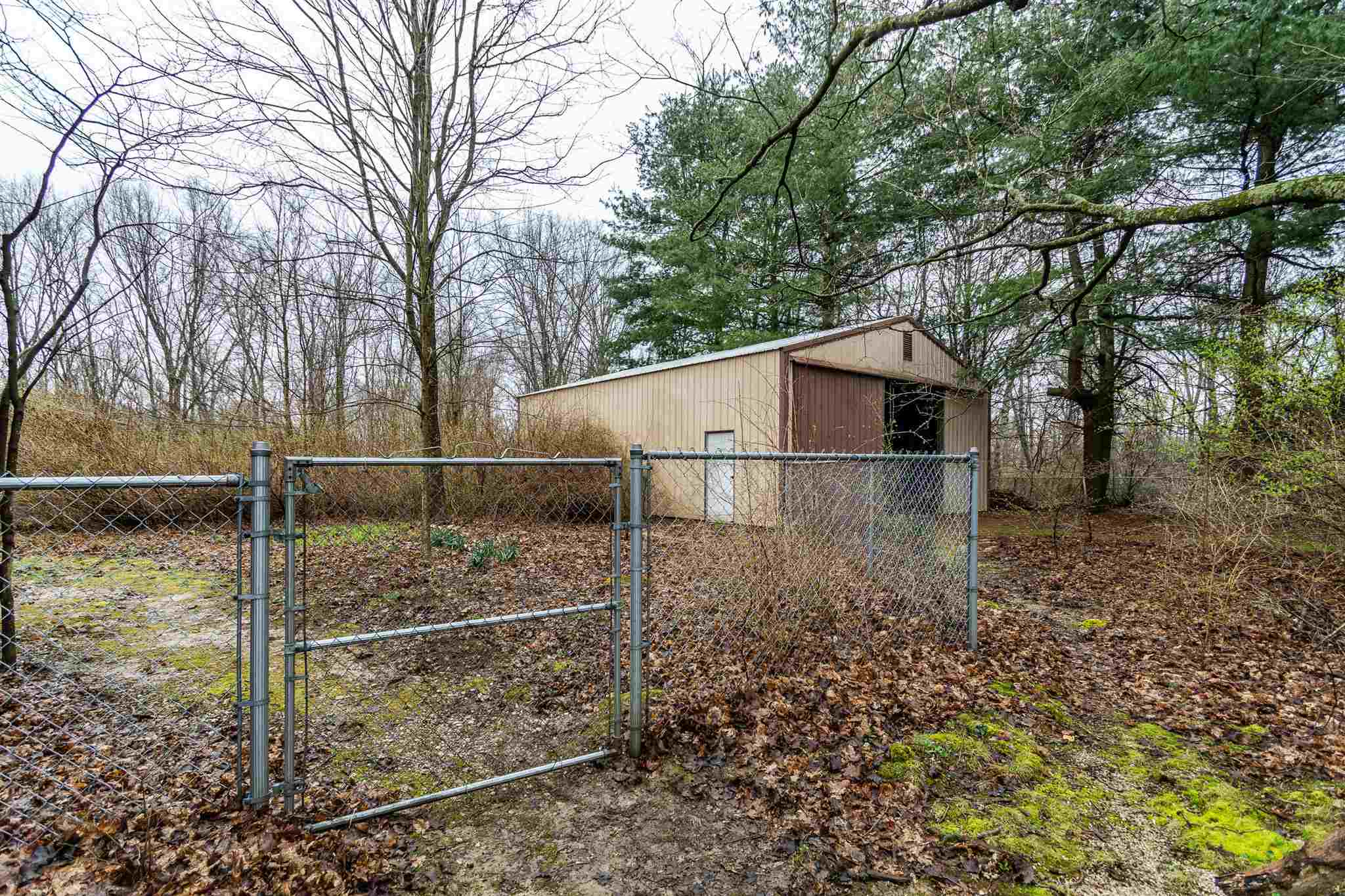 6475 East Gross Road Bloomington, IN 47401 - Photo 24 of 33