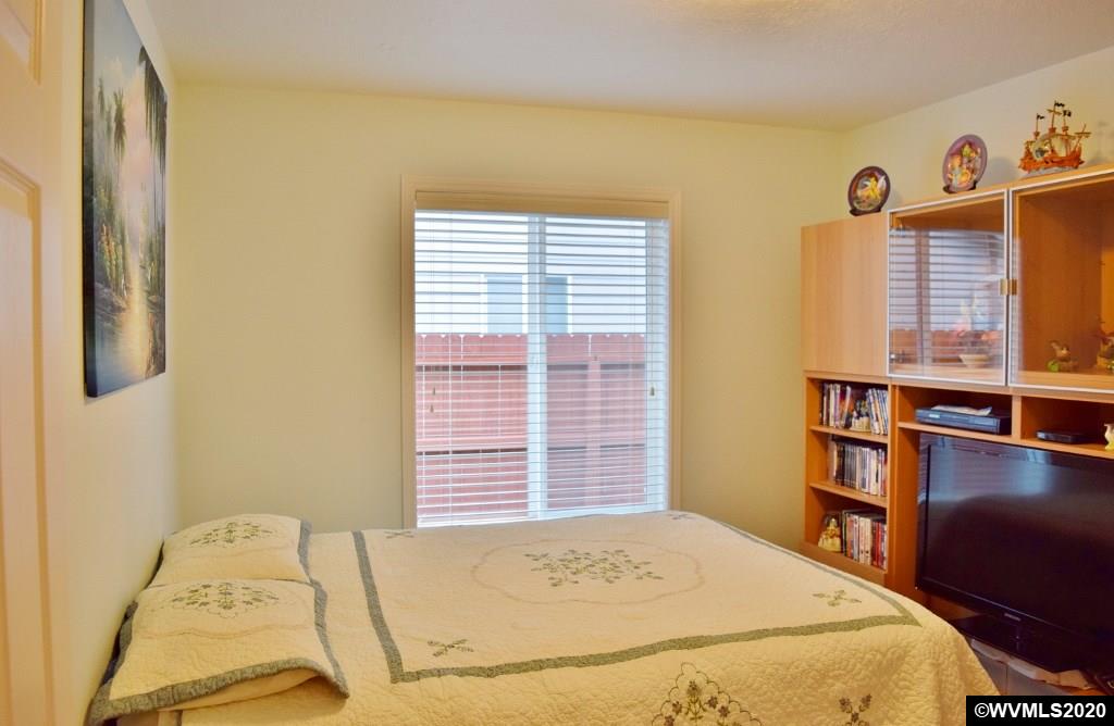 4680 Falcon Street Southwest Albany, OR 97321 - Photo 17 of 32 Gallery Image 17