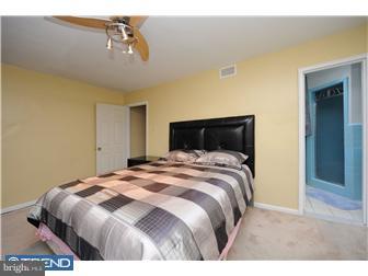 2706 East Country Club Road Philadelphia, PA 19131 - Photo 7 of 12 Bedroom - Main