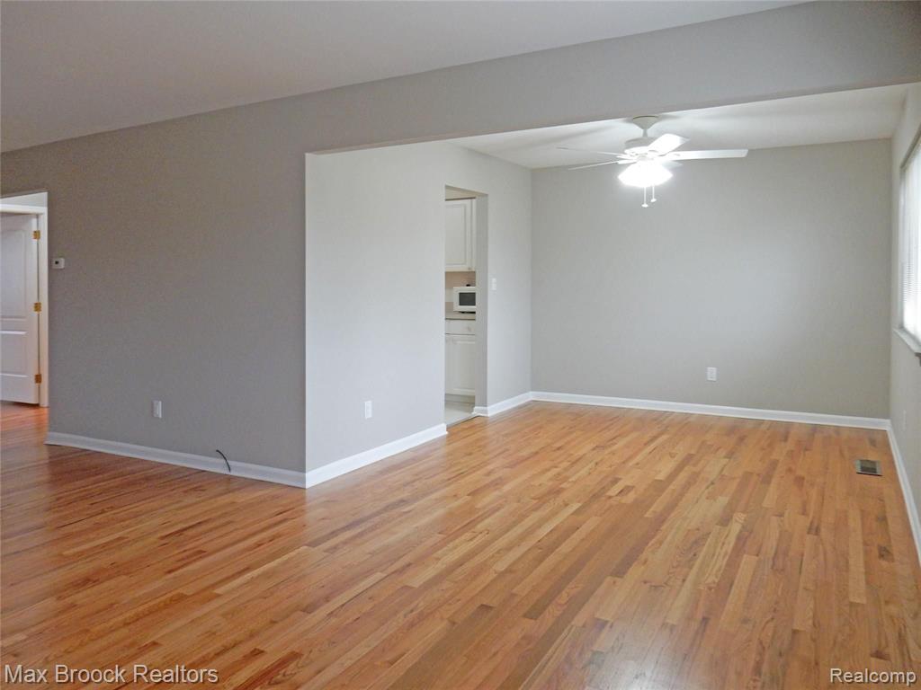 801 West Long Lake Road, Unit 2 Bloomfield Hills, MI 48302 - Photo 7 of 19