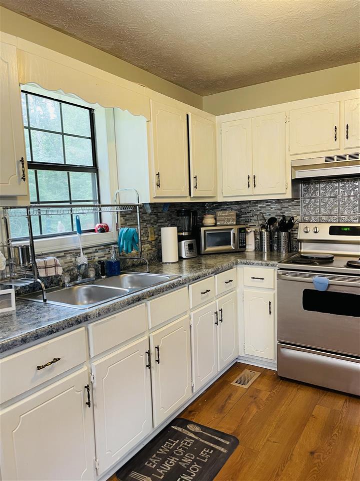 1706 High School Road Selmer, TN 38375 - Photo 7 of 21 Gallery Image 7