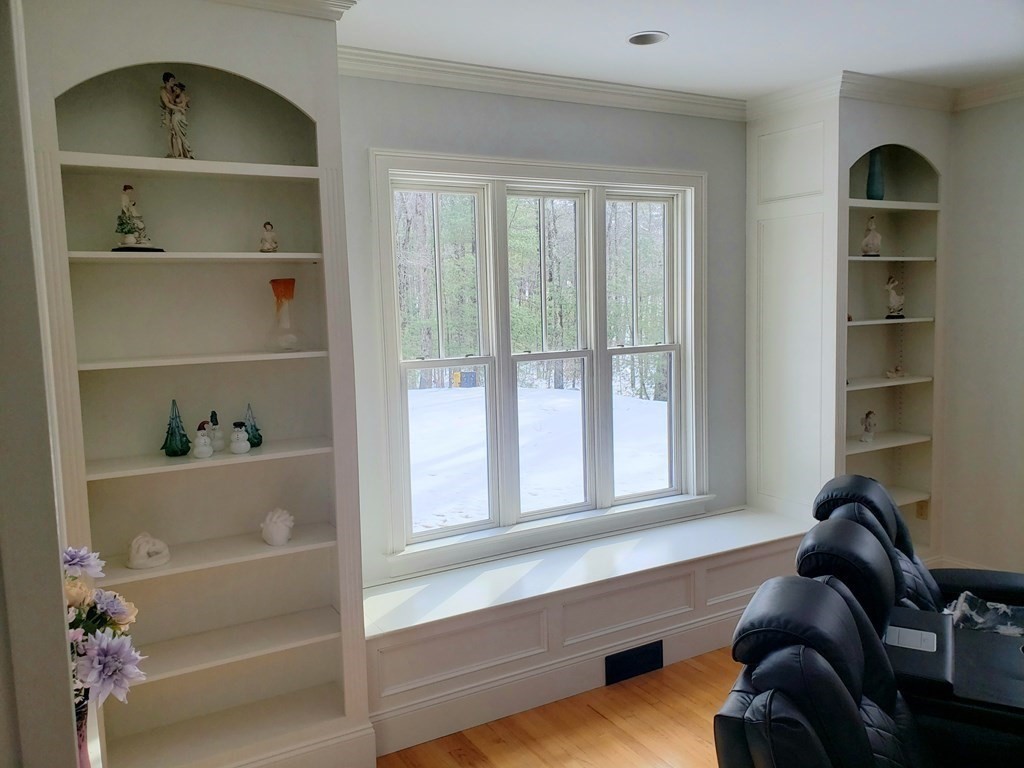 25 Butterhill Road Pelham, MA 01002 - Photo 13 of 26