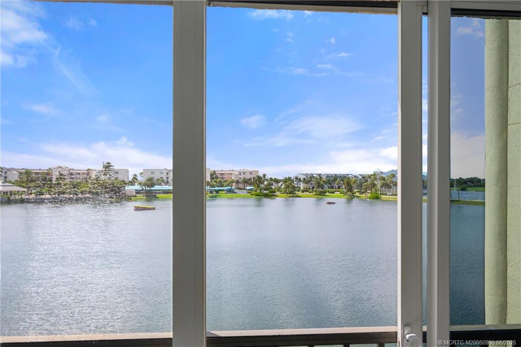 221 Northeast Plantation Road, Unit 303 Stuart, FL 34996 - Photo 37 of 43 Gallery Image 37