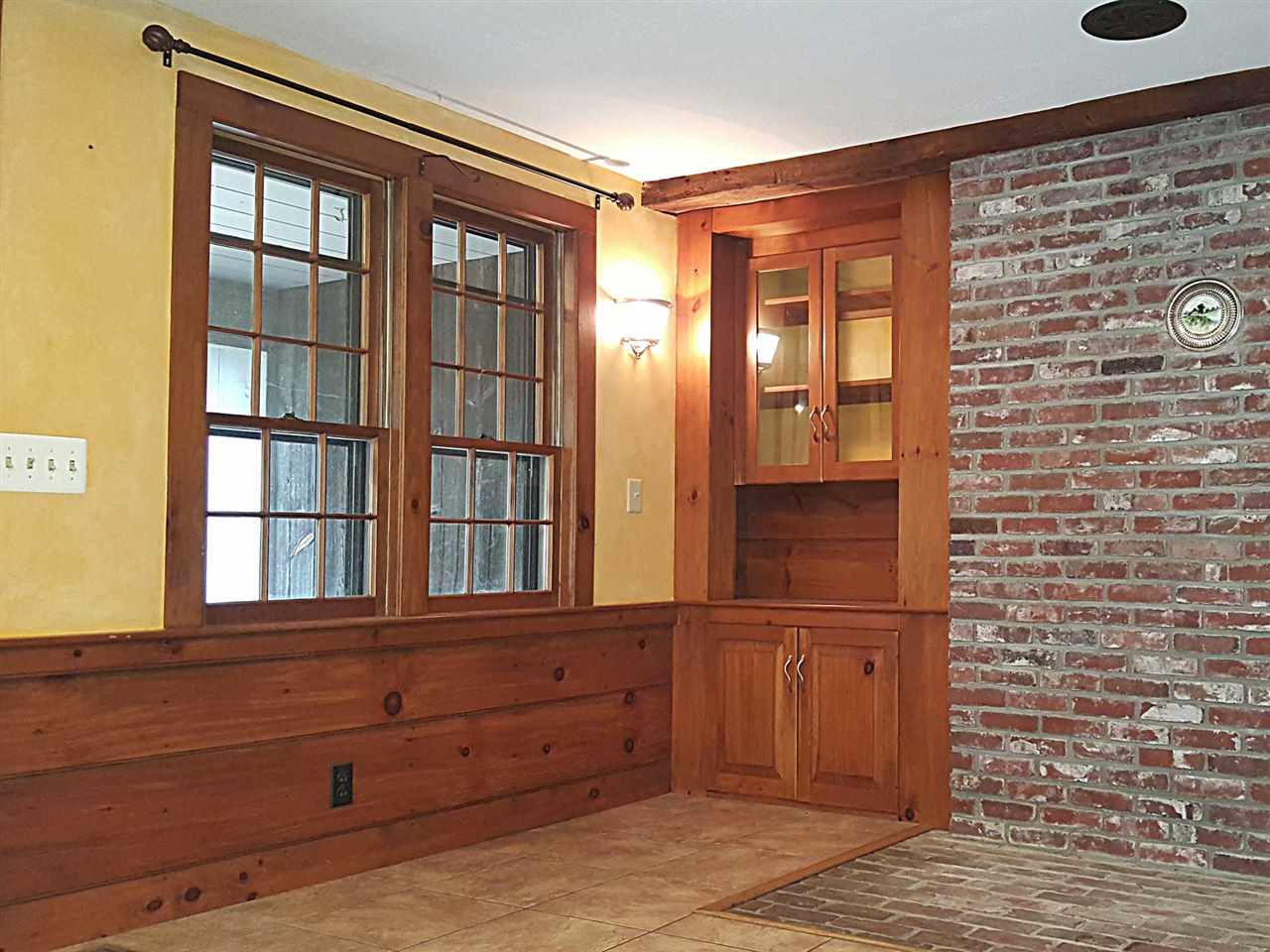 204 Dustin Tavern Road Weare, NH 03281 - Photo 6 of 27