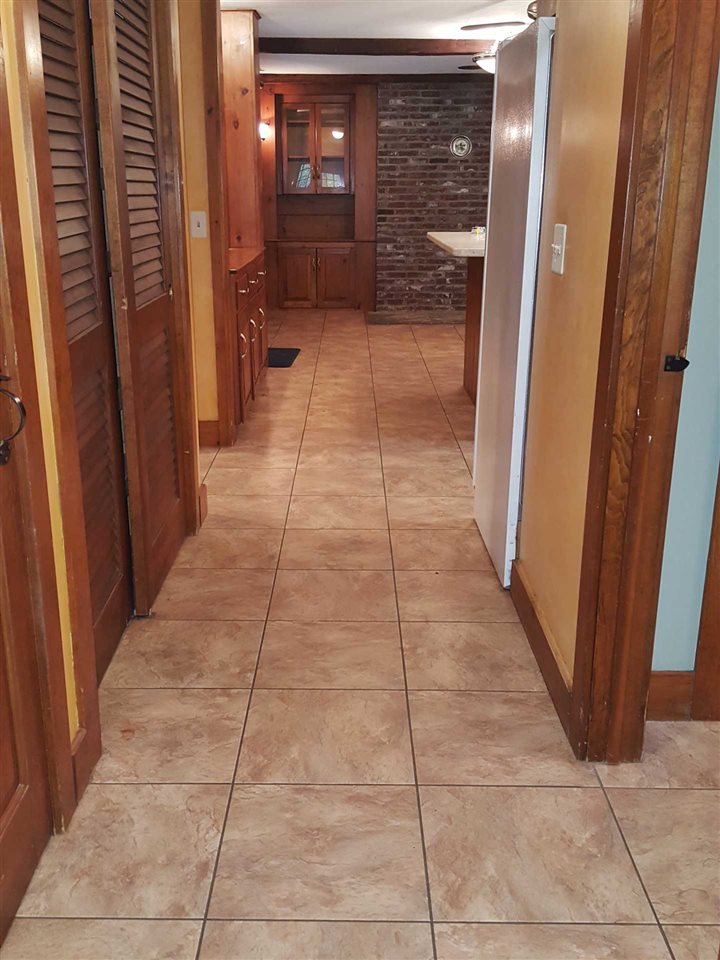 204 Dustin Tavern Road Weare, NH 03281 - Photo 10 of 27