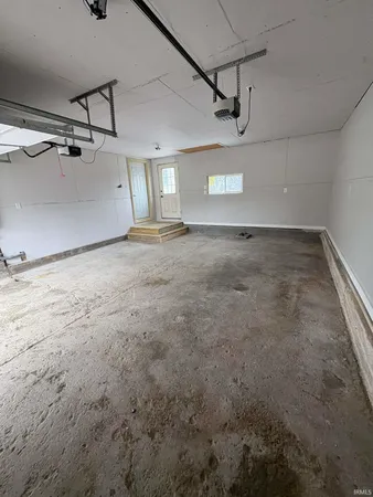 $244,900 | 190 North State Street, Andrews, IN 46702