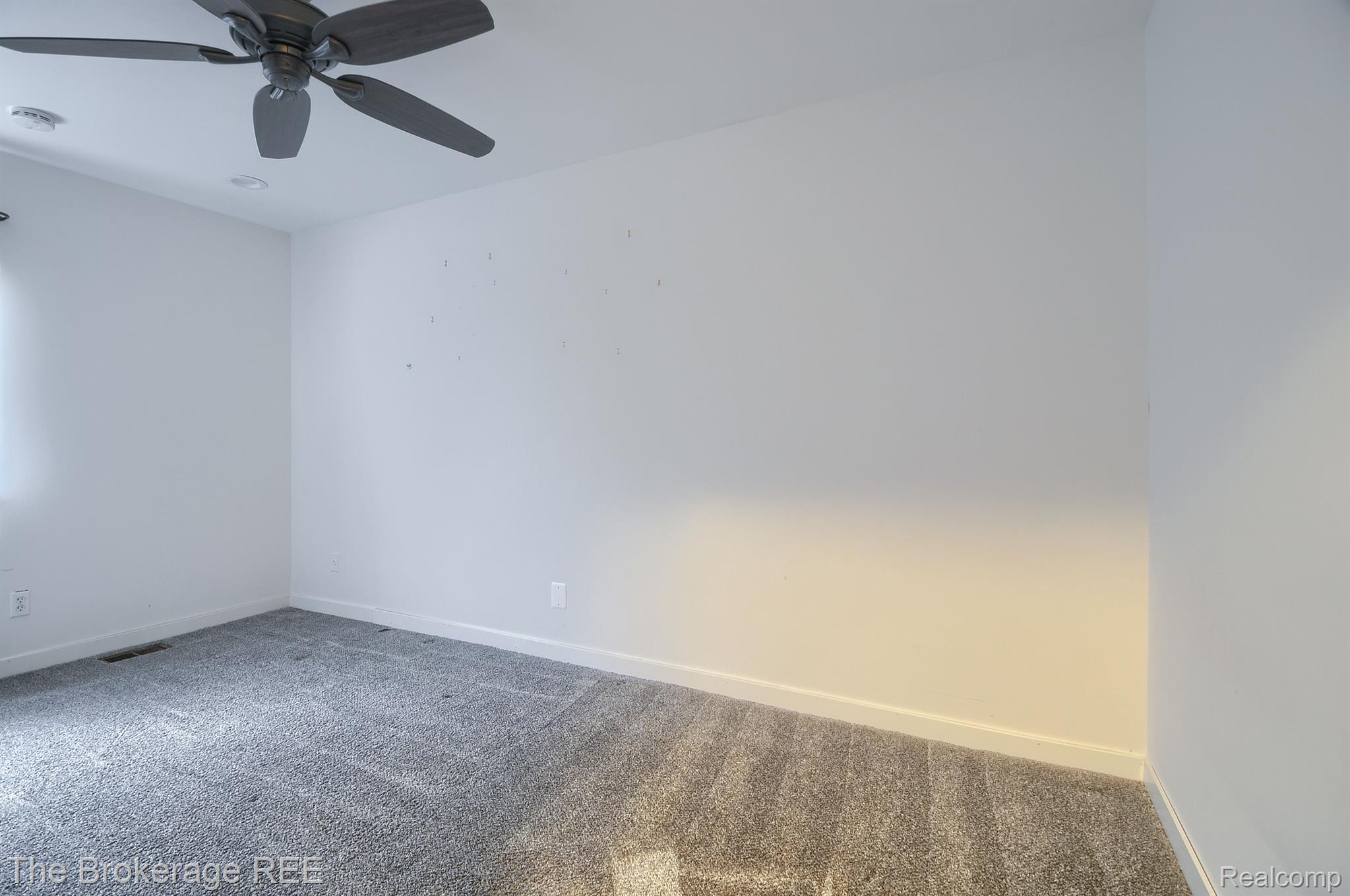 5486 Copley Square Road Grand Blanc, MI 48439 - Photo 31 of 44 Gallery Image 31