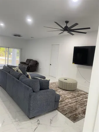 $2,400 | 321 Briggs, Lehigh Acres, FL 33974