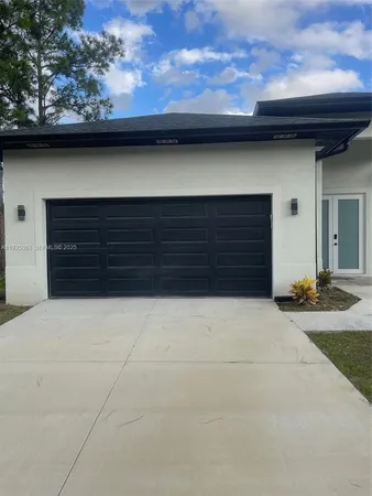 $2,400 | 321 Briggs, Lehigh Acres, FL 33974