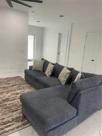 $2,400 | 321 Briggs, Lehigh Acres, FL 33974