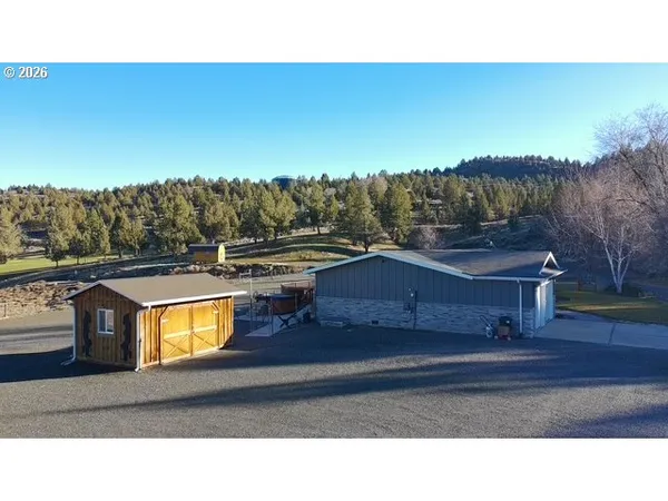 a black and white photo of a city