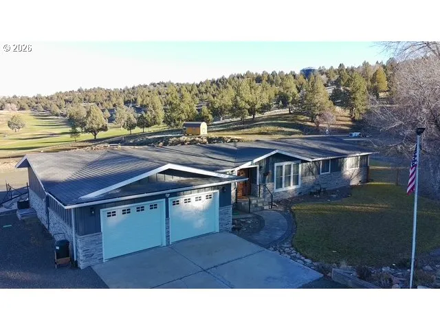 $520,000 | 27637 La Costa Avenue, John Day, OR 97845