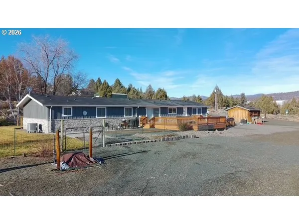 $520,000 | 27637 La Costa Avenue, John Day, OR 97845