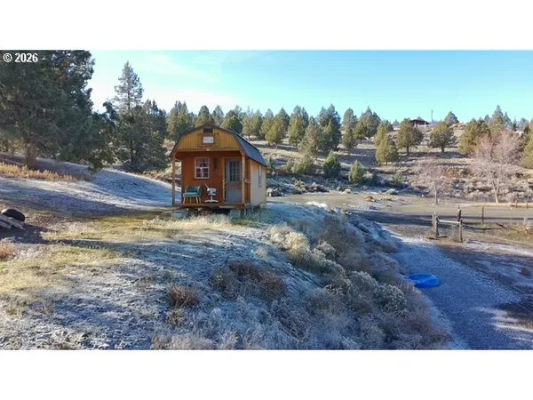 $520,000 | 27637 La Costa Avenue, John Day, OR 97845