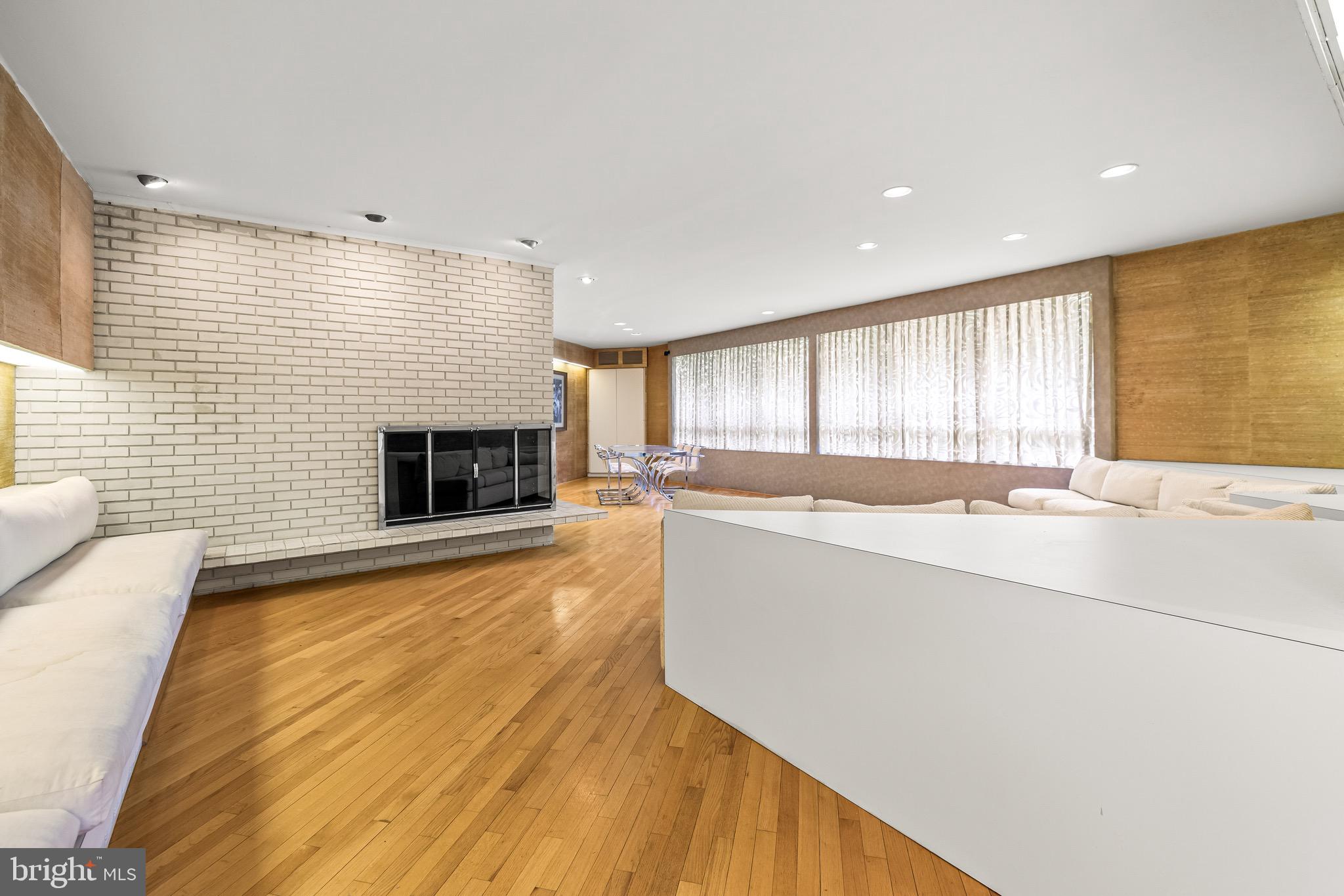 3310 Midfield Road Baltimore, MD 21208 - Photo 7 of 65