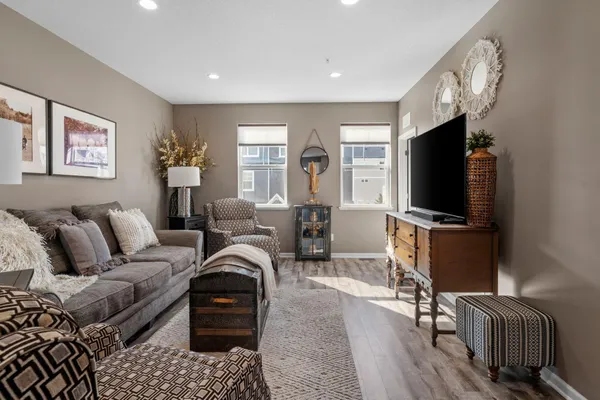 $364,900 | 17658 96th Place North, Maple Grove, MN 55311