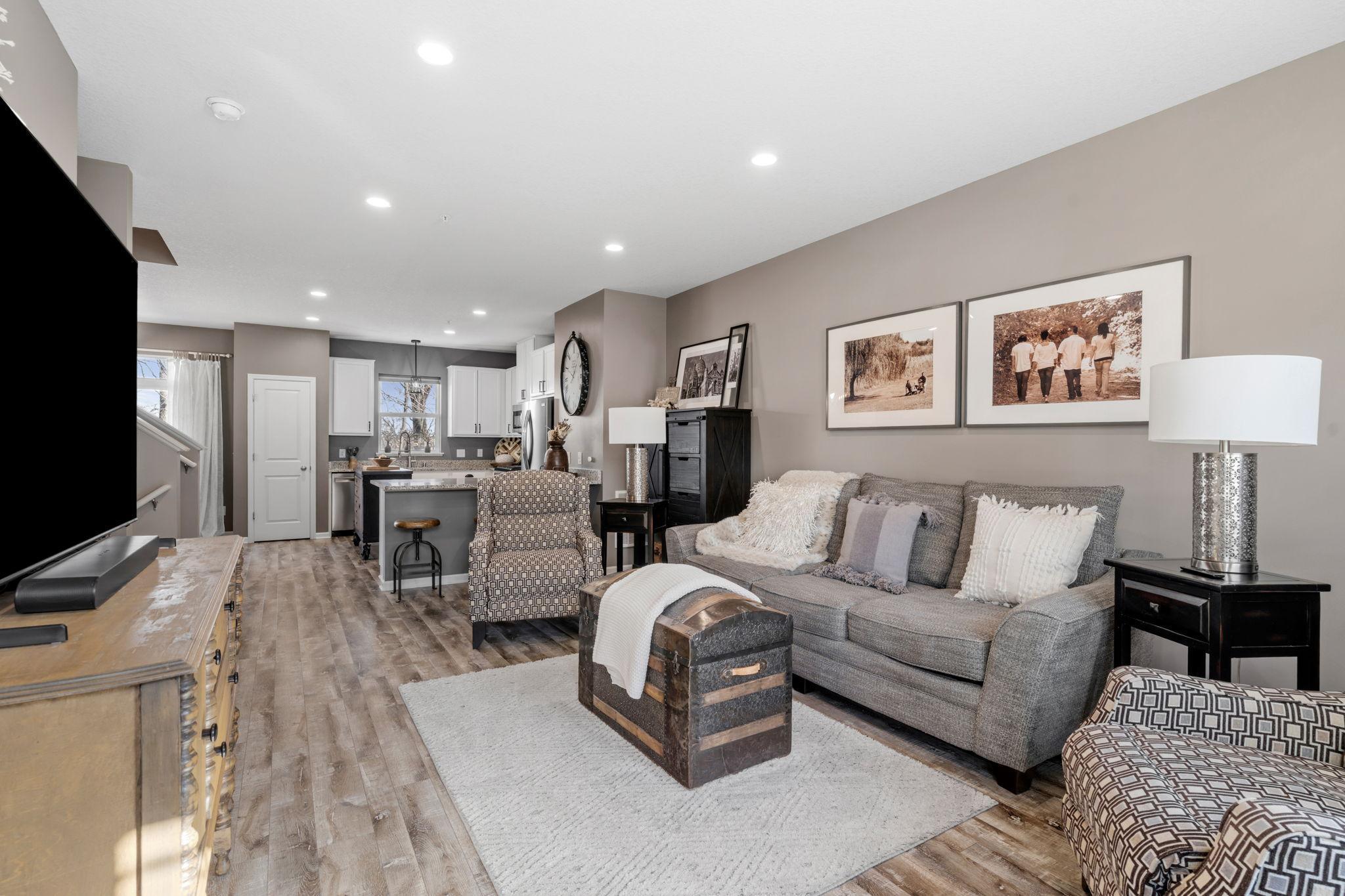 17658 96th Place North Maple Grove, MN 55311 - Photo 5 of 36
