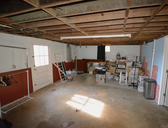 a view of a storage & utility room