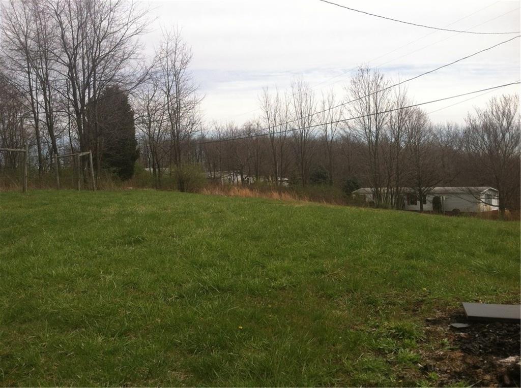 323 Calhoon Road Aliquippa, PA 15001 - Photo 11 of 15 Gallery Image 11