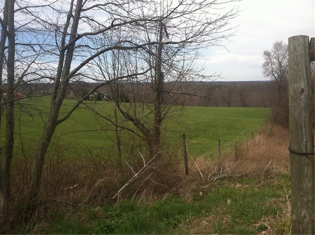 323 Calhoon Road Aliquippa, PA 15001 - Photo 4 of 15 Gallery Image 4