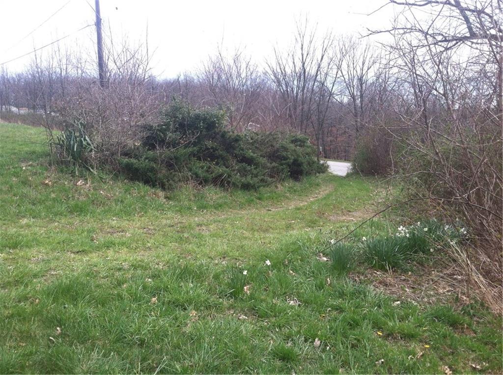 323 Calhoon Road Aliquippa, PA 15001 - Photo 7 of 15 Gallery Image 7
