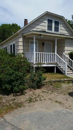 28 Spring Street Barnstable, MA 02601 - Photo 2 of 12
