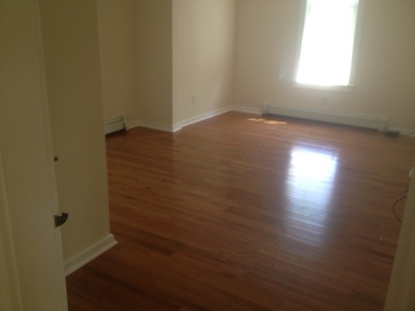 28 Spring Street Barnstable, MA 02601 - Photo 4 of 12
