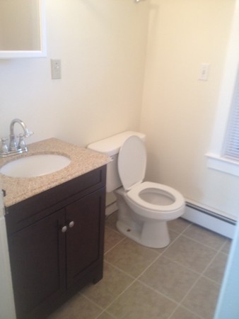 28 Spring Street Barnstable, MA 02601 - Photo 6 of 12