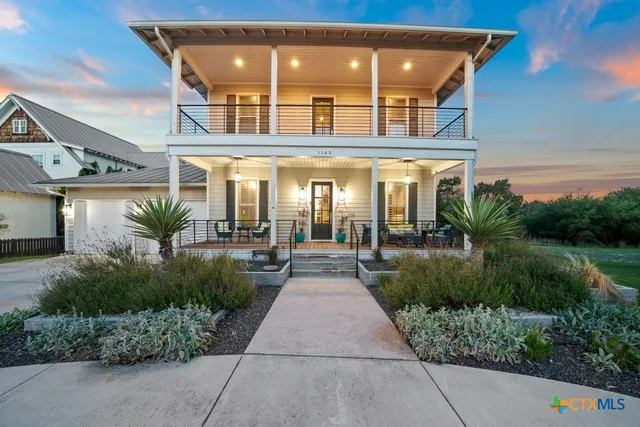 a house view with a outdoor space