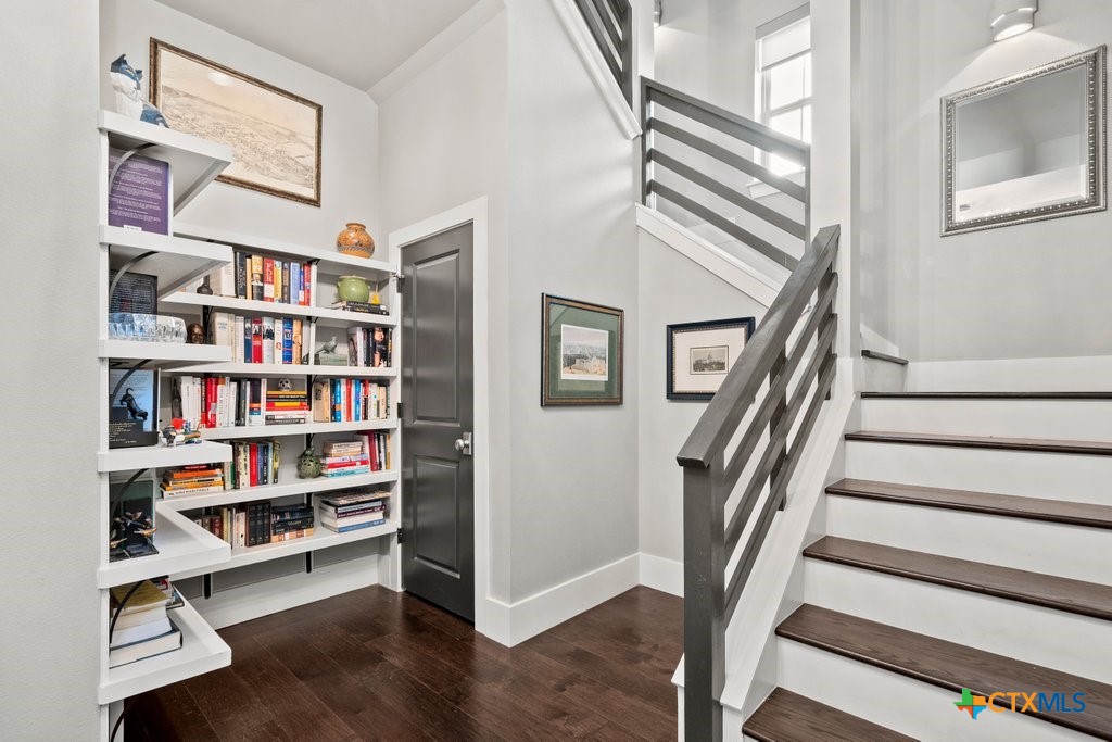 1165 Turtle Trail New Braunfels, TX 78130 - Photo 26 of 48 a view of an entryway with workspace