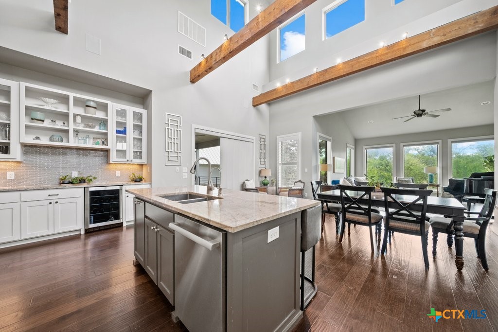1165 Turtle Trail New Braunfels, TX 78130 - Photo 7 of 48 a kitchen with lots of counter top space
