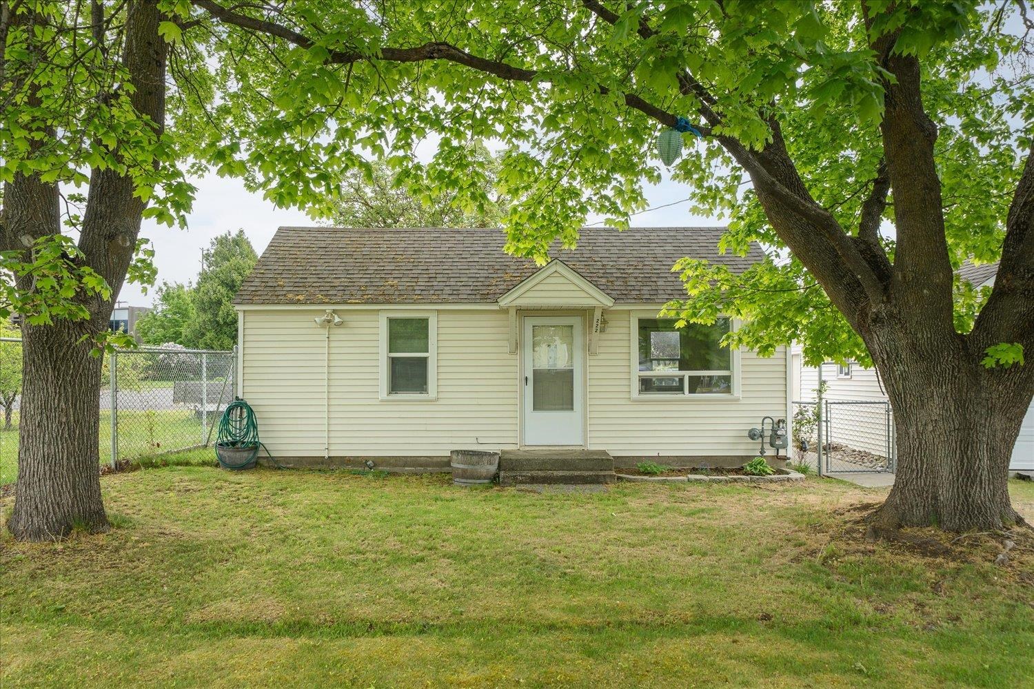 222 North Whipple Road Spokane Valley, WA 99206 - Photo 1 of 26