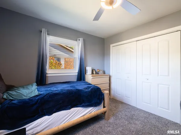 $236,500 | 1833 Highwood Avenue, Pekin, IL 61554