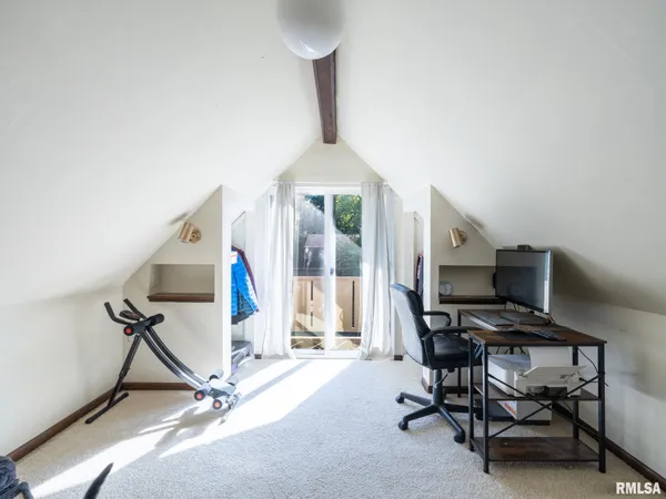 $236,500 | 1833 Highwood Avenue, Pekin, IL 61554