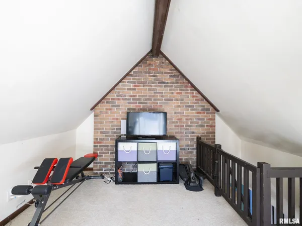 $236,500 | 1833 Highwood Avenue, Pekin, IL 61554