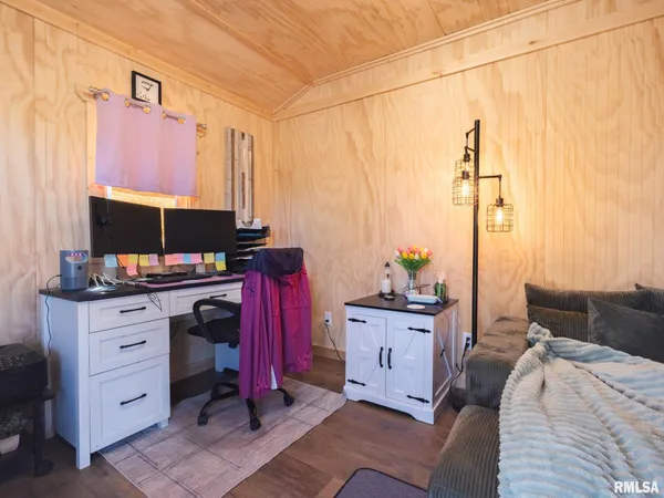 $236,500 | 1833 Highwood Avenue, Pekin, IL 61554