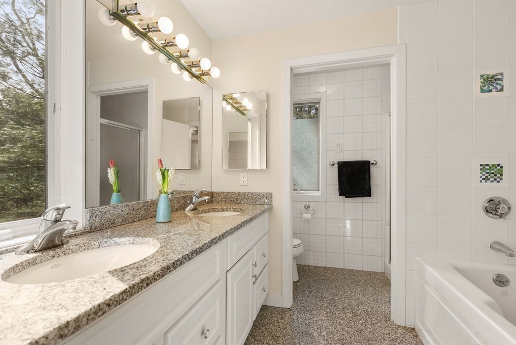 64 Arrowhead Road Weston, MA 02493 - Photo 20 of 30