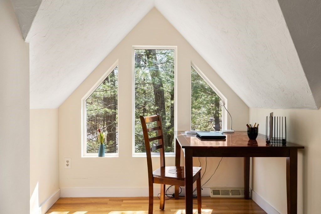 64 Arrowhead Road Weston, MA 02493 - Photo 23 of 30