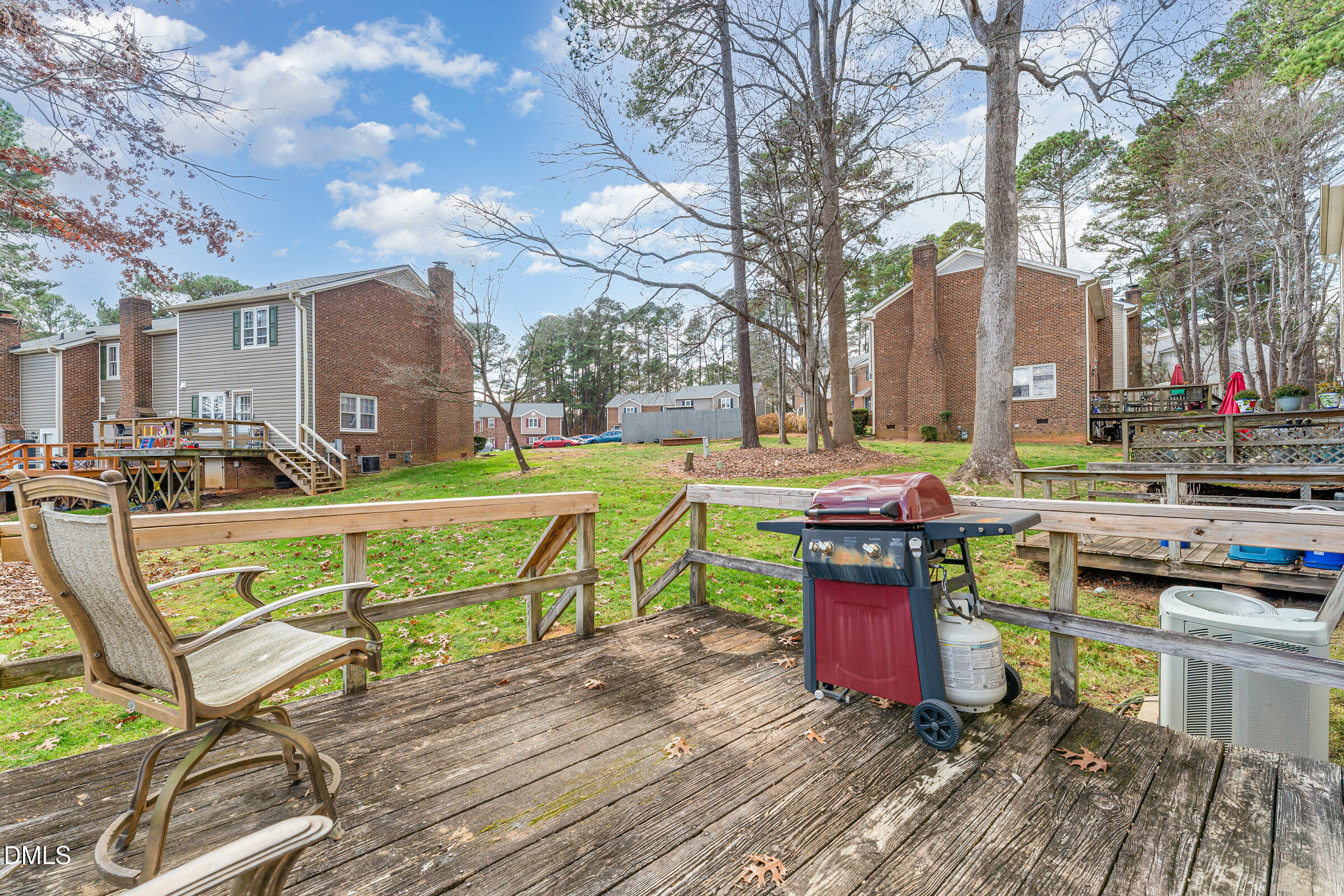 6205 Waterside Lane Raleigh, NC 27613 - Photo 36 of 40 Rear deck