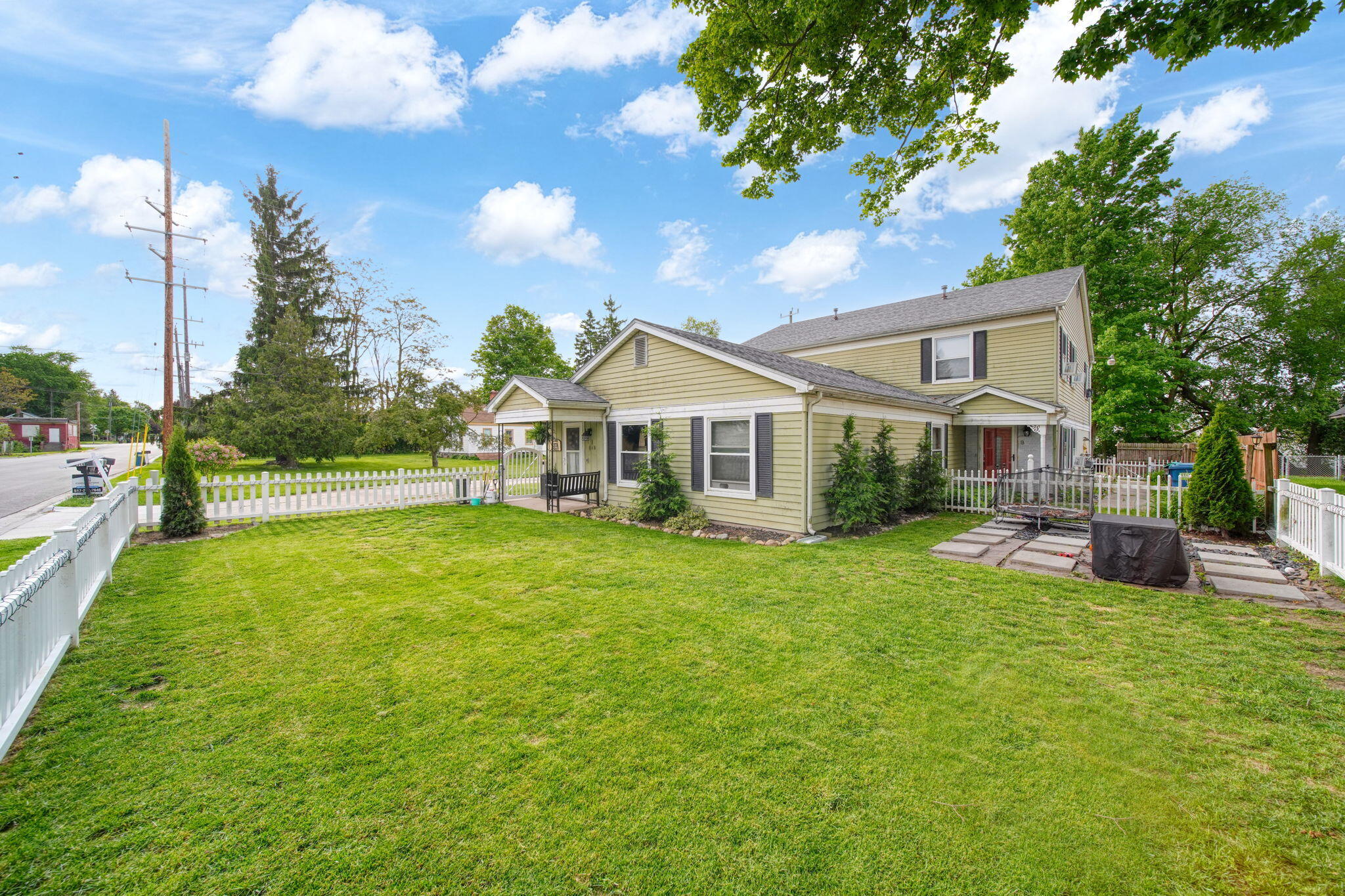 317 Clark Street, Unit A Clinton, MI 49236 - Photo 6 of 26 22-web-or-mls-DSC08098_HDR