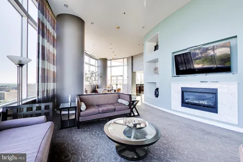 $589,000 | 5750 Bou Avenue, Unit 1501, Rockville, MD 20852